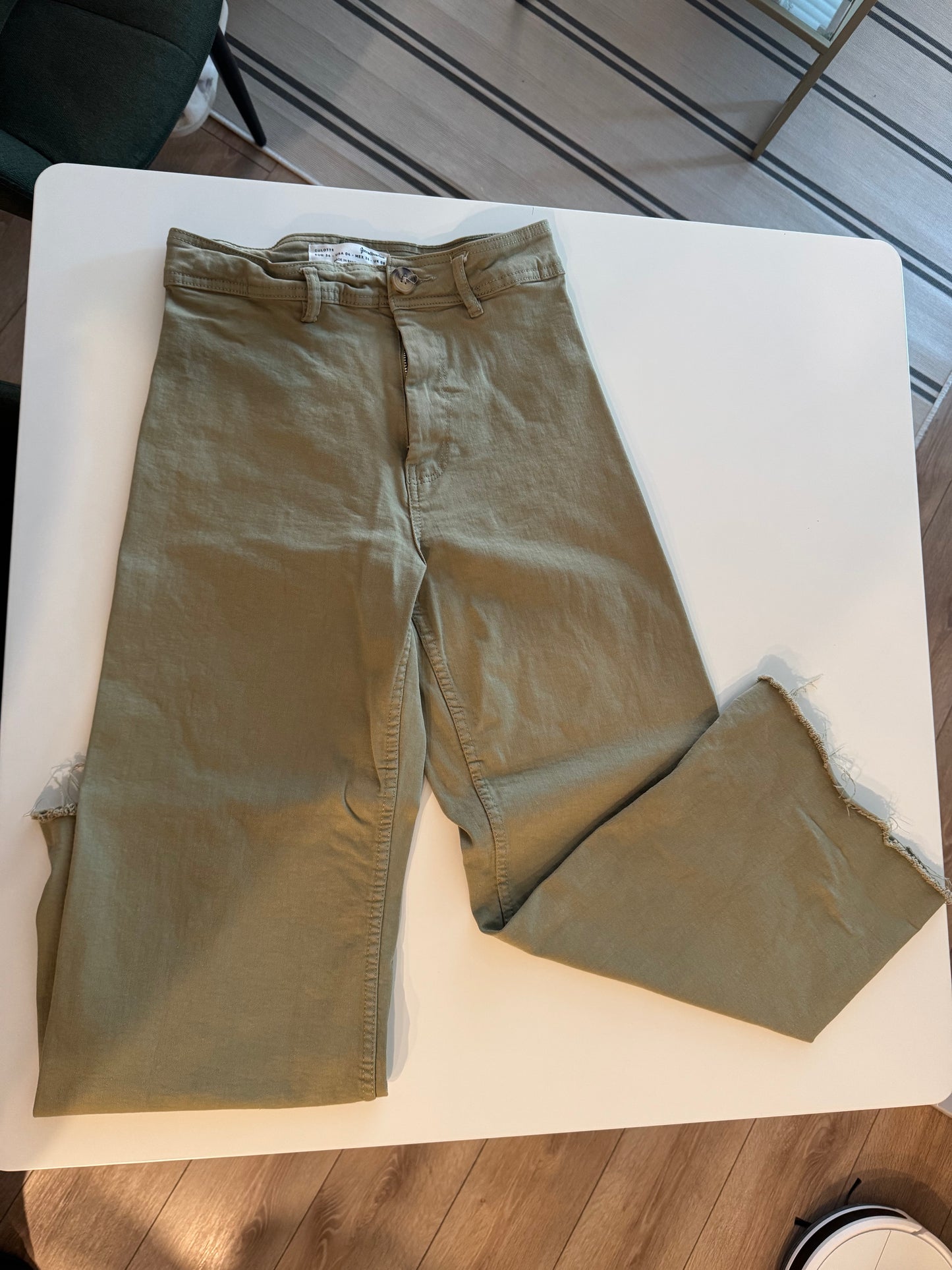 Jeans light green flare - Size 4