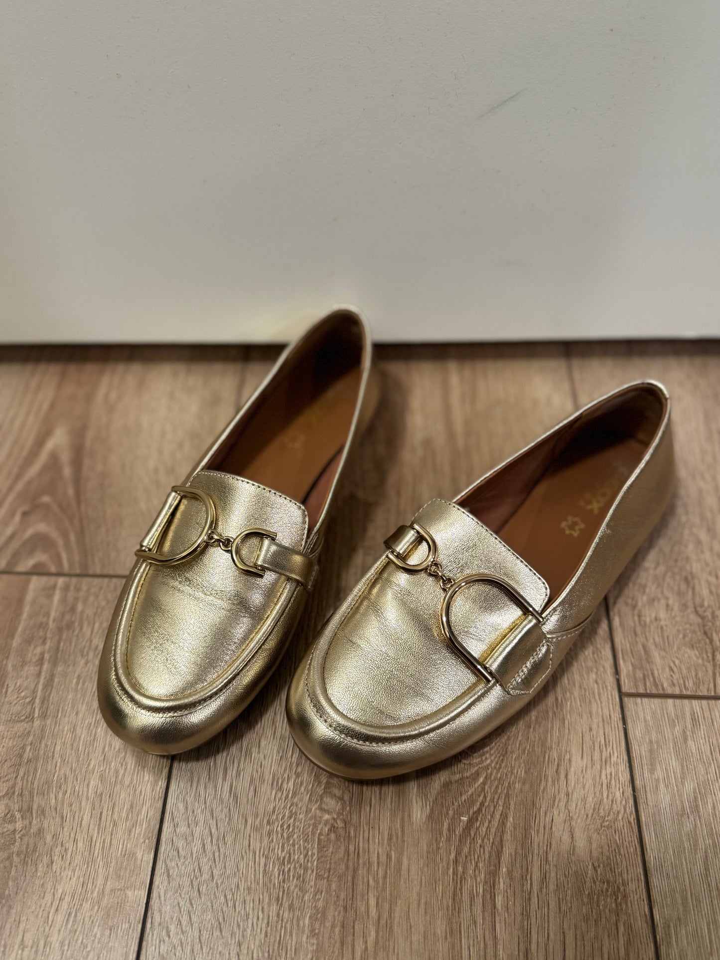 Geox flats gold - Size 5